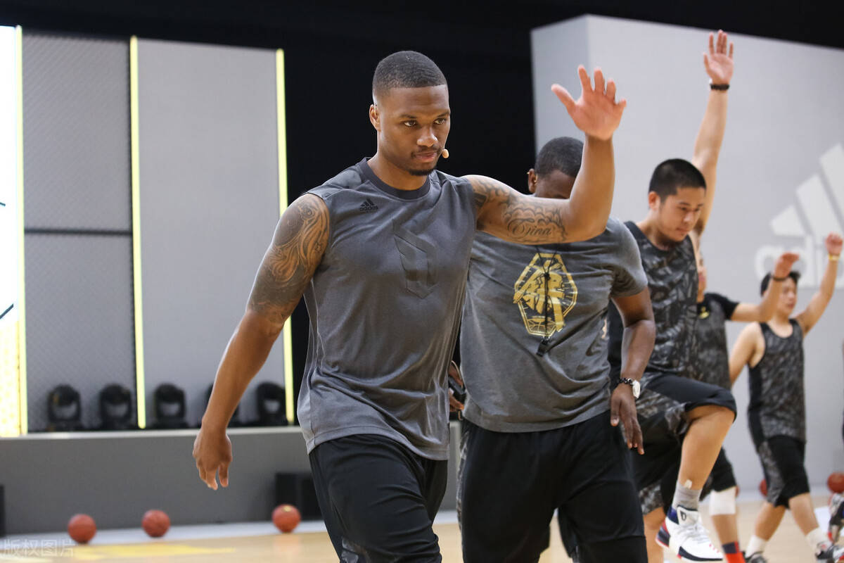 冲刺阶段体能课后；波尔图门线救险备战全明星赛；质疑声仍在；赛季目标并未改变的简单介绍-(随机）